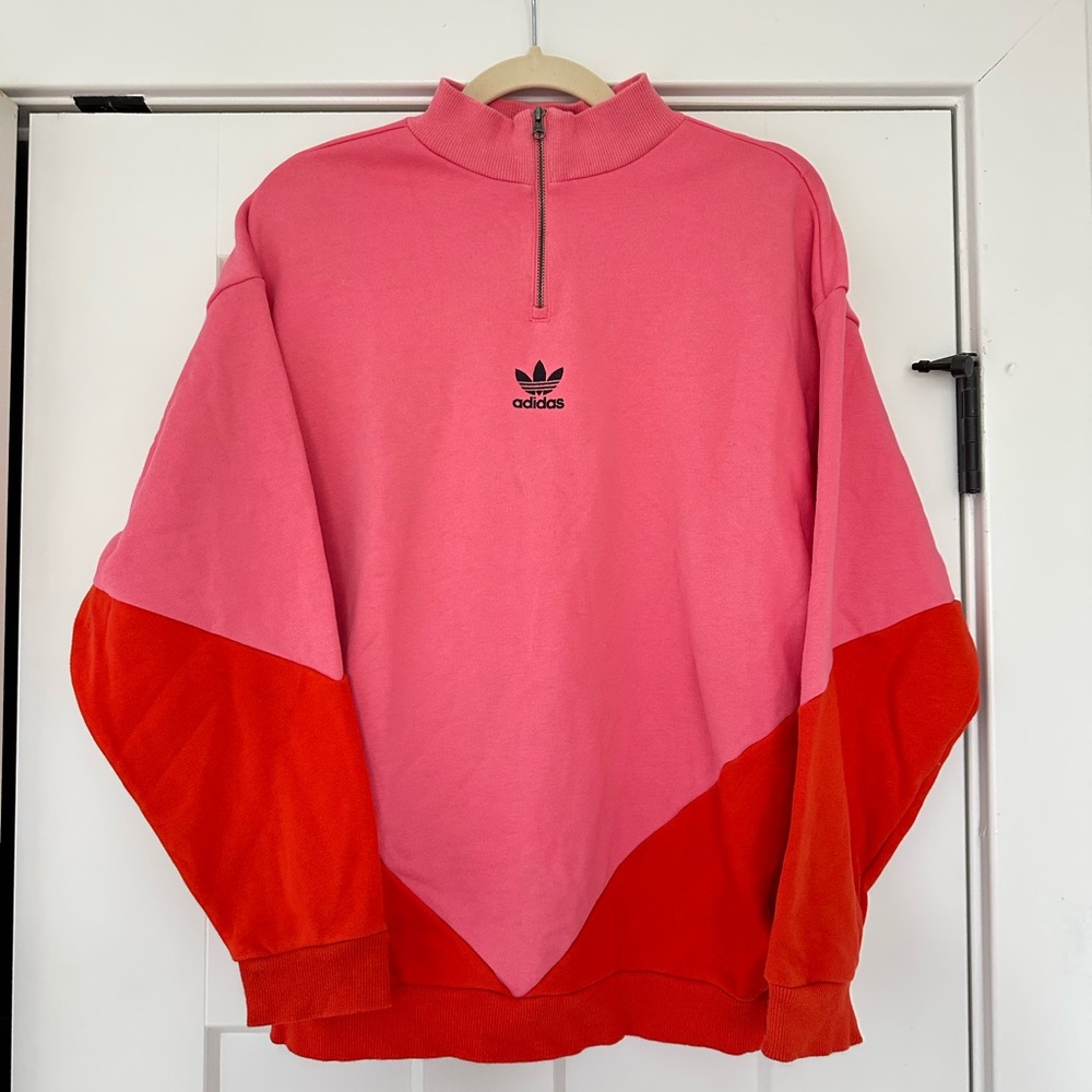 Women’s adidas pullover sweatshirt S